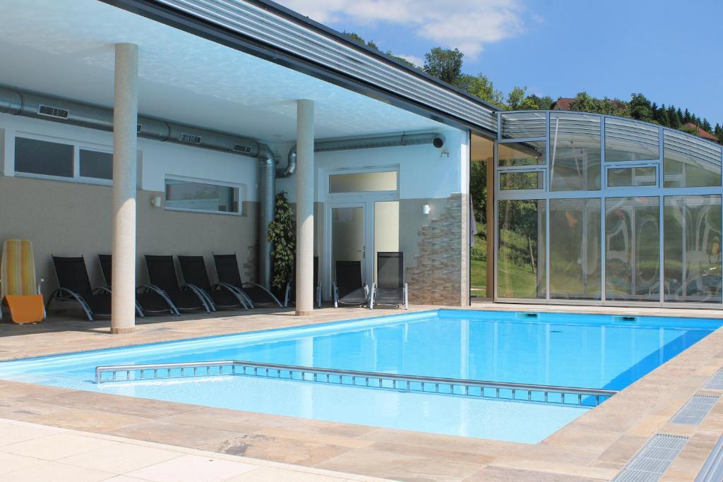 Panoramadorf Saualpe Hotel Eberstein ภายนอก รูปภาพ