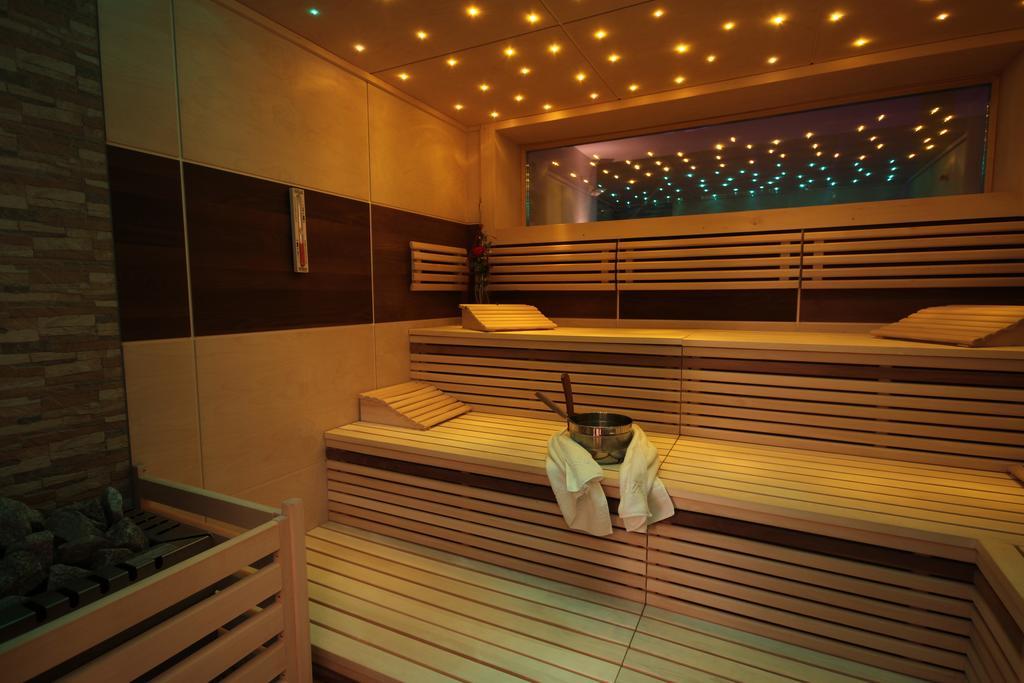 Panoramadorf Saualpe Hotel Eberstein ภายนอก รูปภาพ