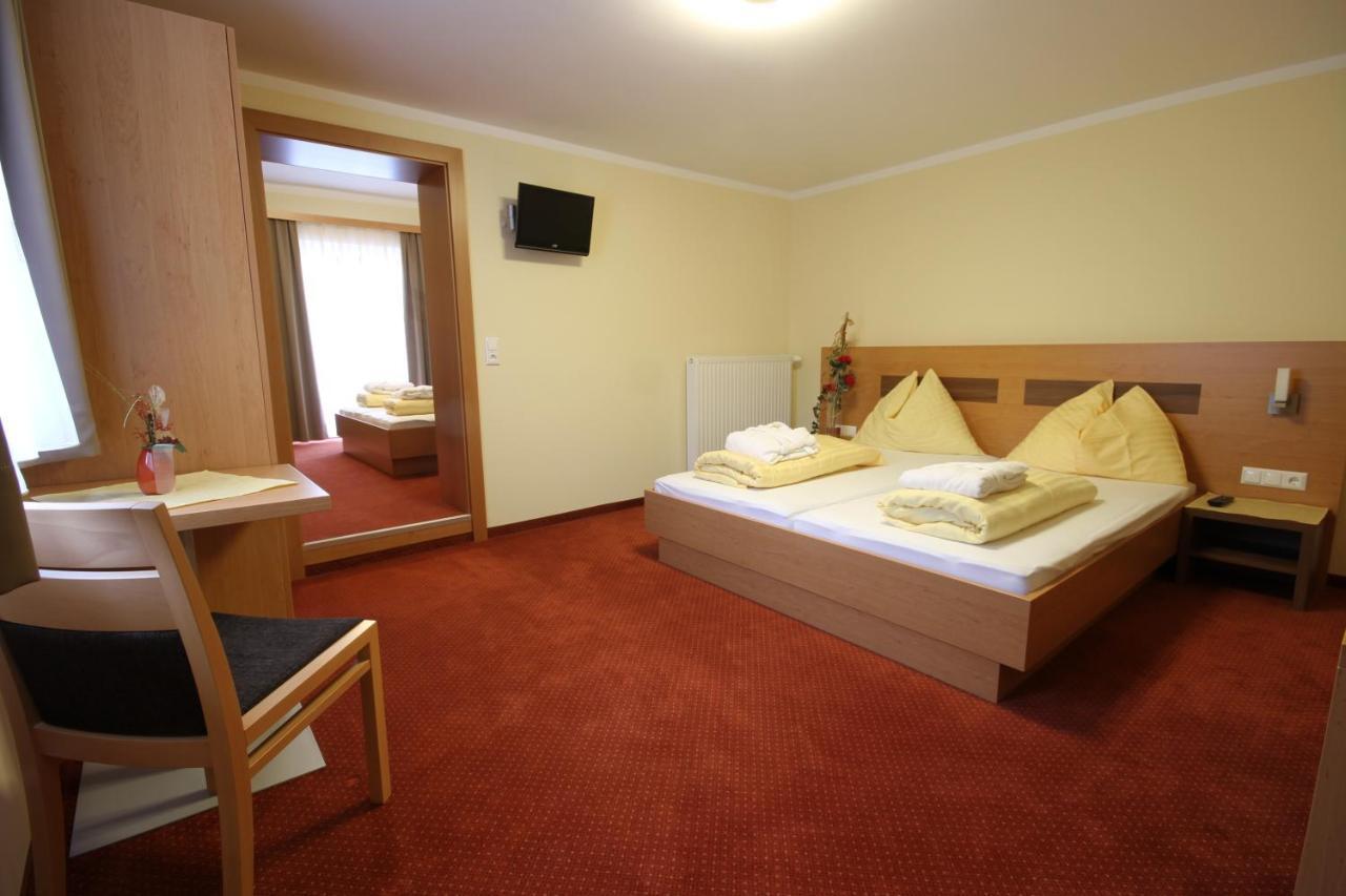 Panoramadorf Saualpe Hotel Eberstein ห้อง รูปภาพ